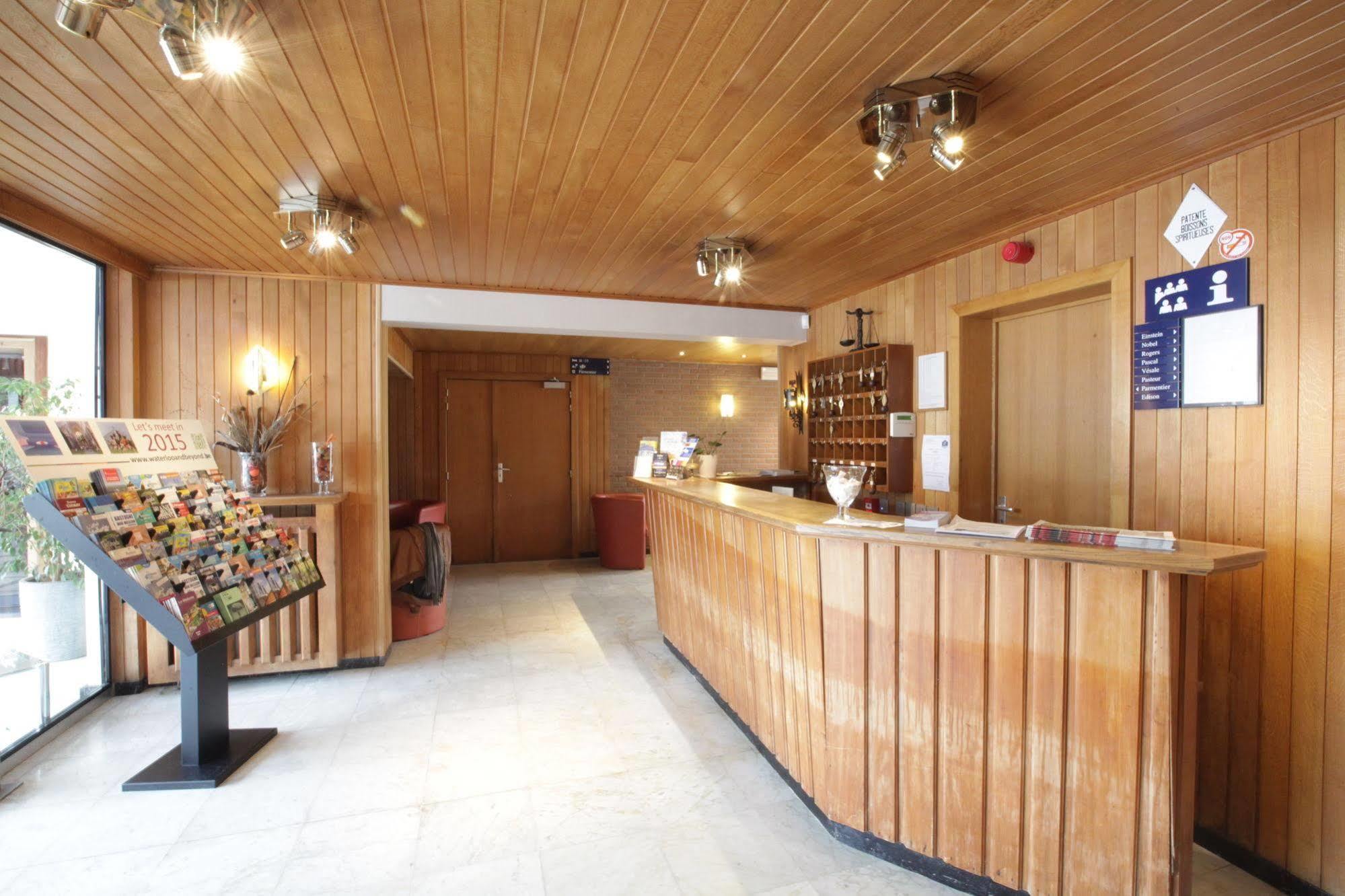 Le Relais Du Marquis Ittre Exterior foto